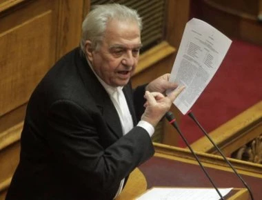 Φλαμπουράρης προς Κοτζιά με Καβάφη: «Δεν θα βρεις άλλες θάλασσες» - Πού να τις βρει; - Αφού τις έδωσε όλες (upd)